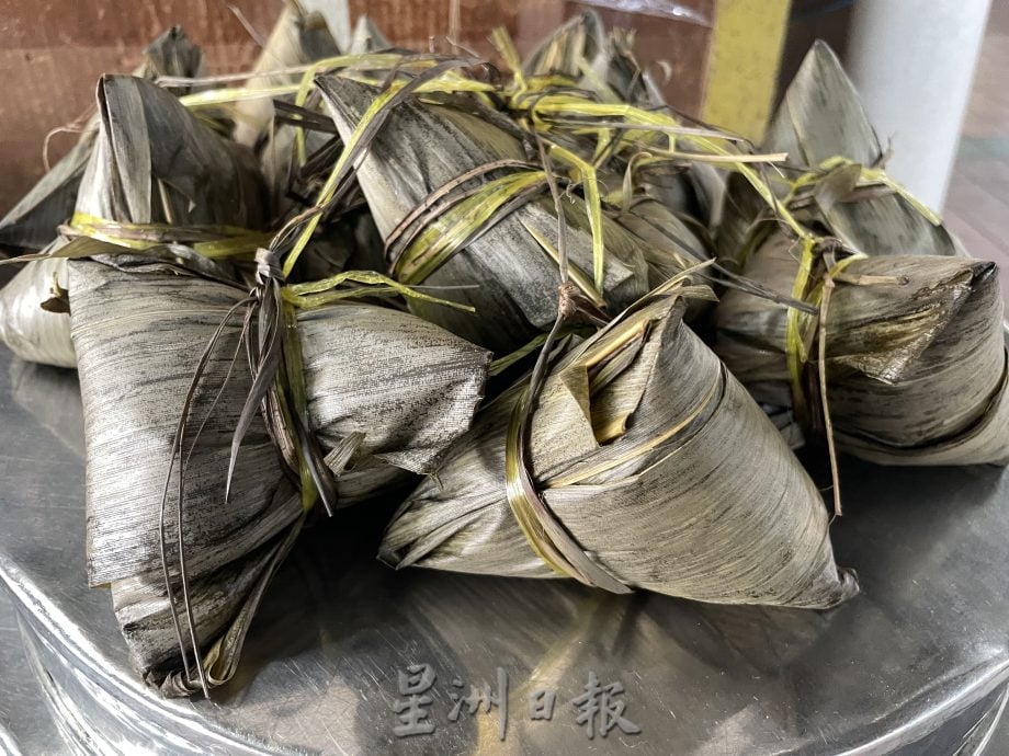 大霹雳封面主文/已签/猪肉粽绳材料涨价 粽子价料水涨船高