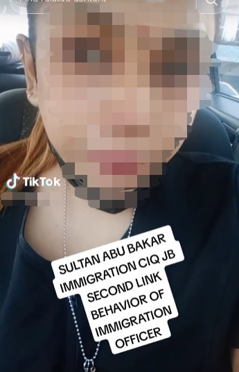 女子申诉戴耳机通关被刁难 “官员要我道歉才还护照”