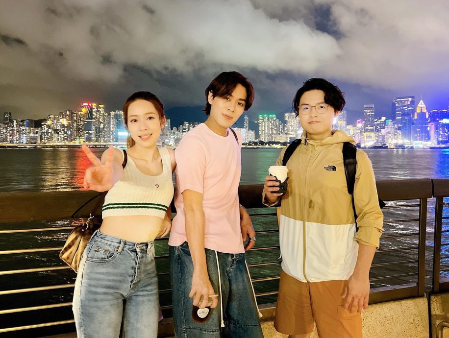 女星太爱告五人卡位看音乐节 被网民狠批搞特权