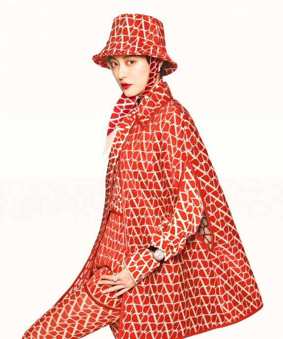 孙俪新戏剧组排场大 封菜市场禁喧哗惹骂