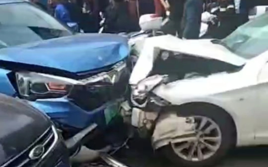 山西致7死车祸疑凶落网画面曝光 目击者:逃上大厦天台被捕