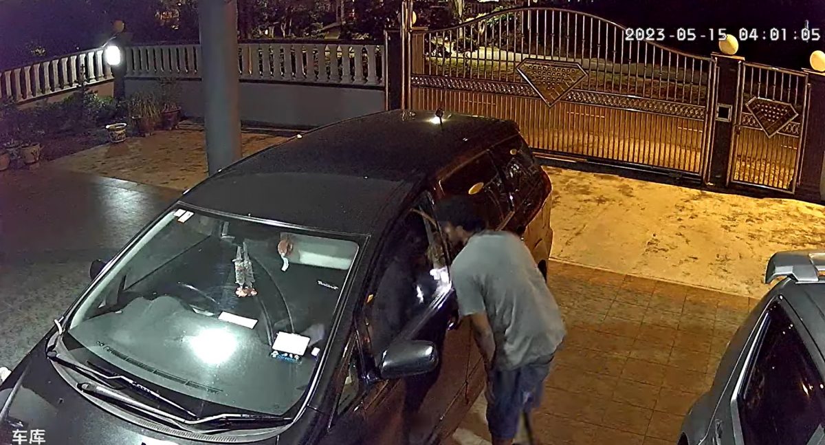 **己签发**柔:有8犯罪前科,警证实翻墙入民宅车房男子已被捕