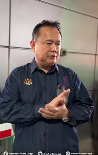 高峰时段新山关卡暂停进行维修,工程部长:避免阻碍交通