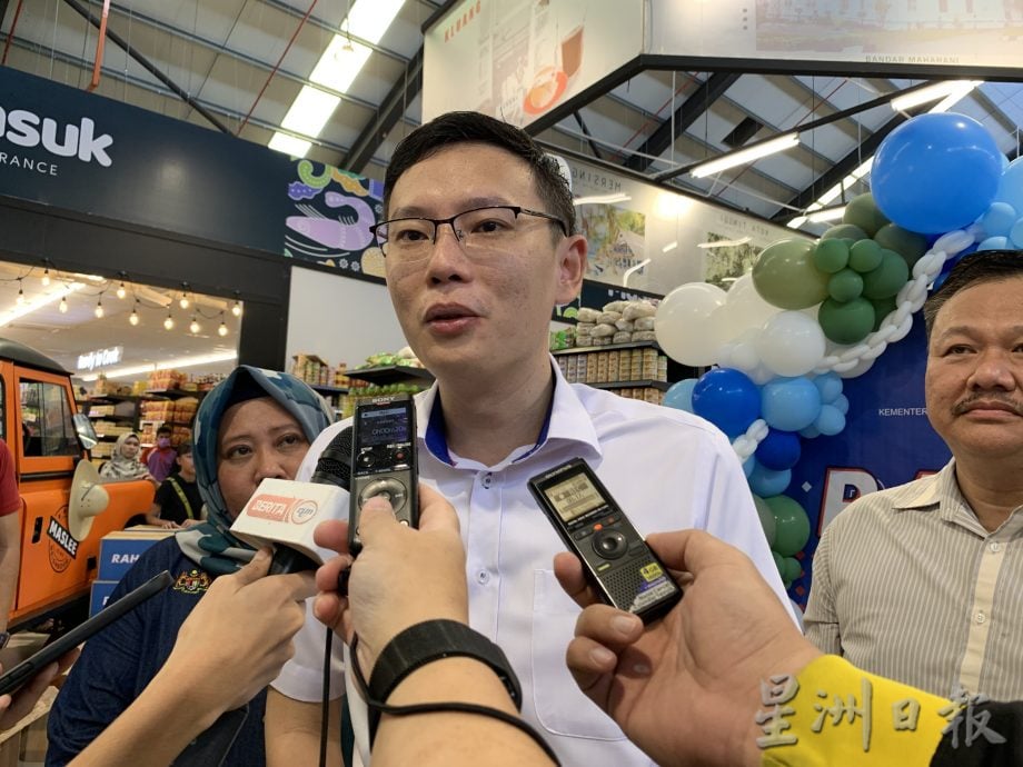 **已签发**柔:封面:文三:吁商家勿普通蛋作Omega蛋,李廷汉:消费者见货不对办就举报