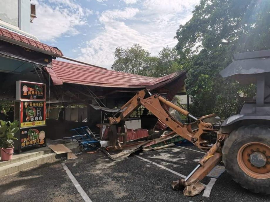 **已签发**柔:MBIP皇后商区拆违规扩建建筑,过程和平顺利