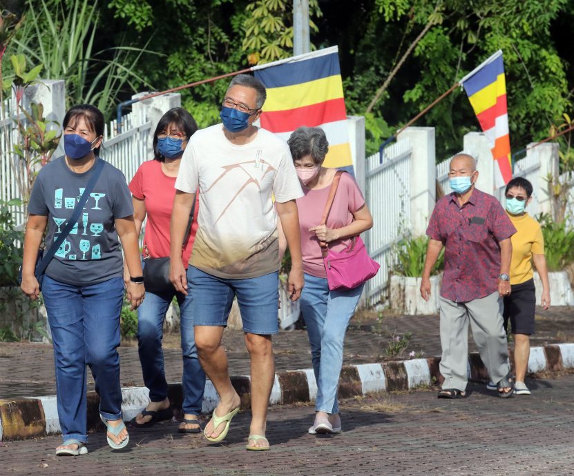 巴生滨海佛学会 逾千人礼佛祈福