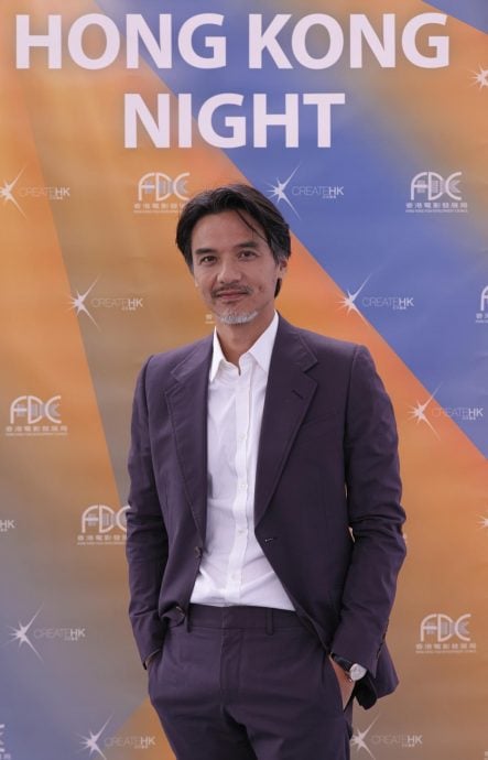 康城影展|冯德伦胡须全白 不减熟男魅力