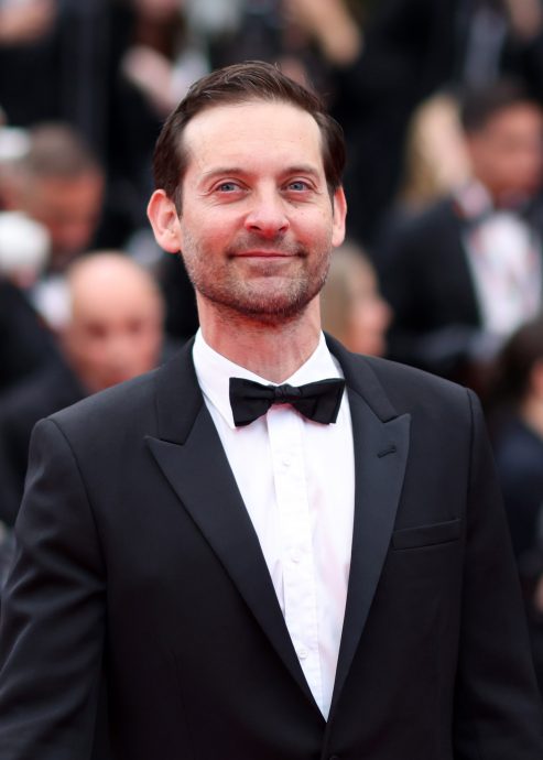 康城影展｜里奥纳度甩脂状态佳  周冬雨刘昊然情侣档超避嫌