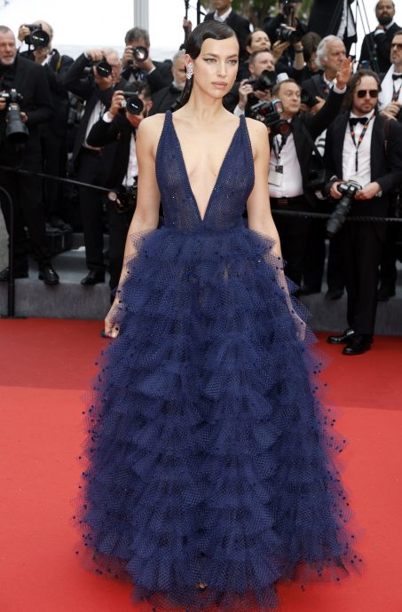 康城影展｜里奥纳度甩脂状态佳  周冬雨刘昊然情侣档超避嫌