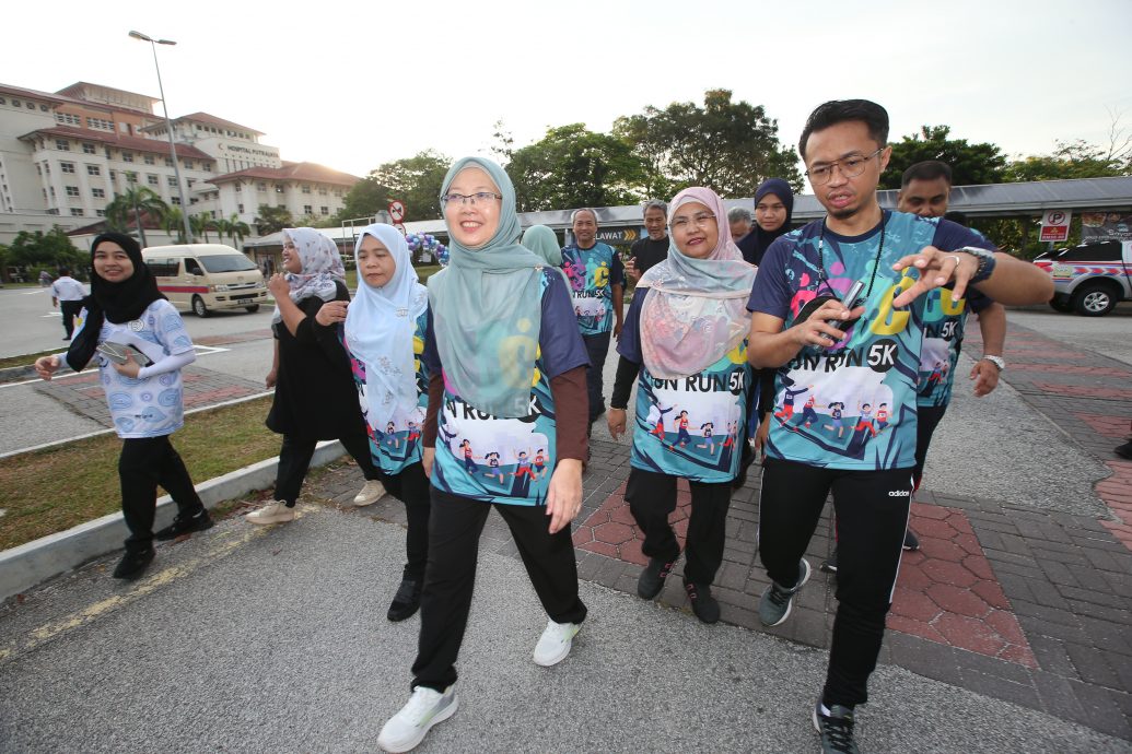 扎丽哈为OSCC欢乐跑开幕