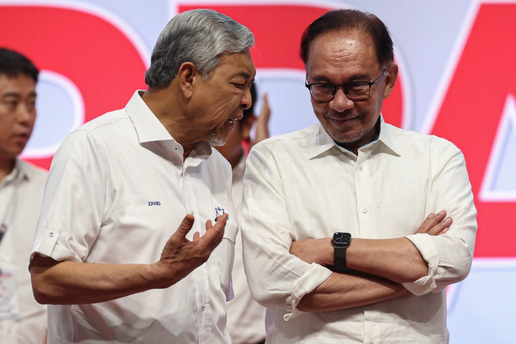 扎希热情要与希盟长期合作·凯里:只是他一厢情愿!