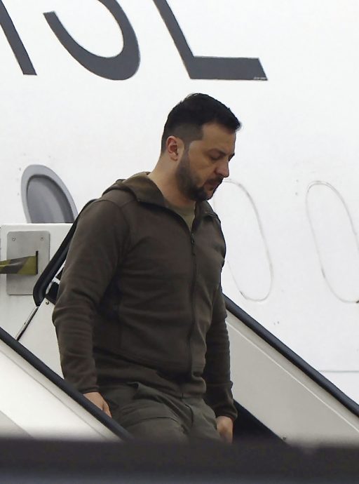 拜登转变态度援乌F-16战机 泽连斯基抵广岛出席G7峰会