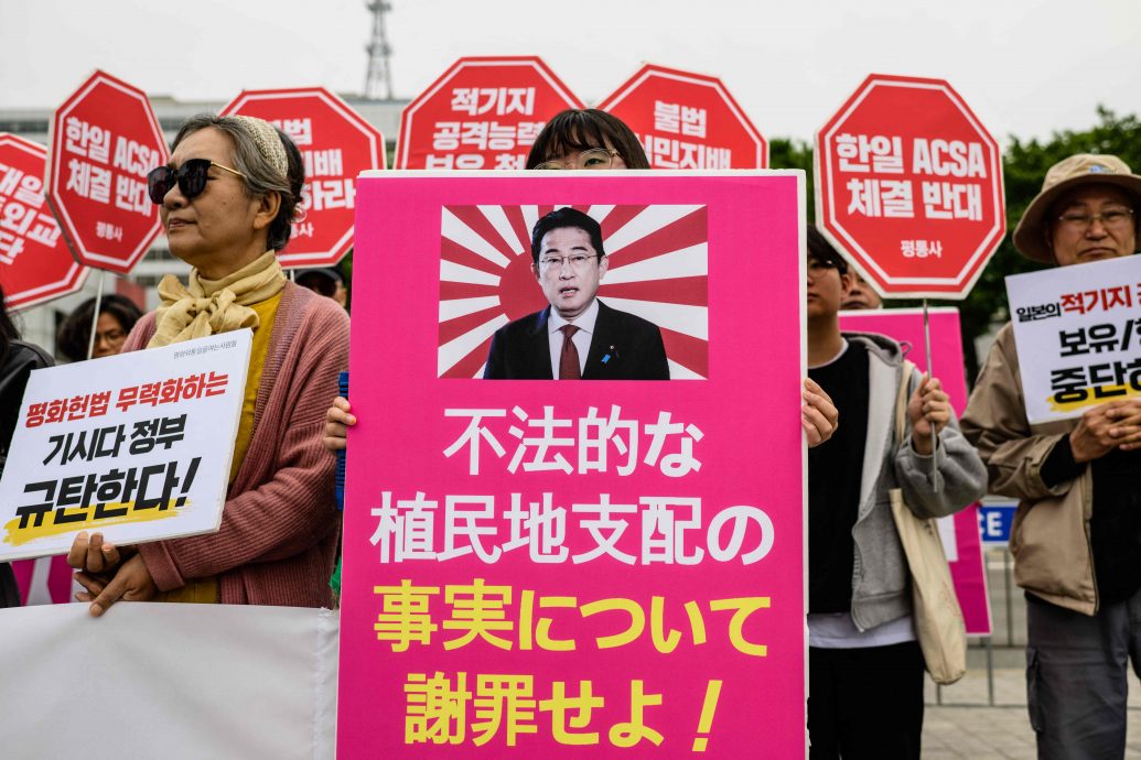 换文,头)尹锡悦与岸田文雄协议:在全球问题密切合作