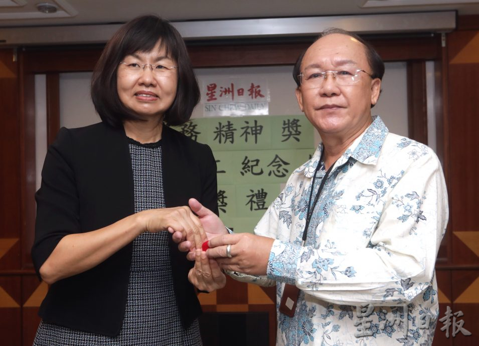 服务精神奖 张聪