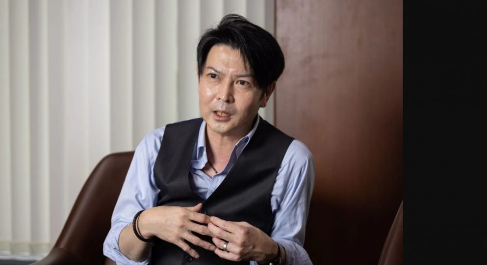 杰尼斯出道男偶像出面控诉 被性虐40次呛现任社长骗子