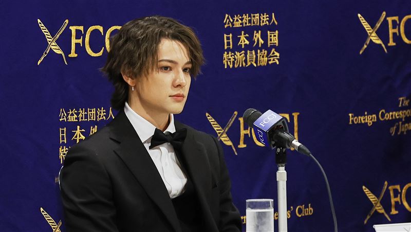 杰尼斯首认创办人性丑闻  现任社长4度鞠躬道歉