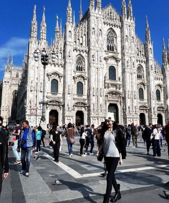 林志颖帅气重返赛车场  握方向盘激动喊：好久不见