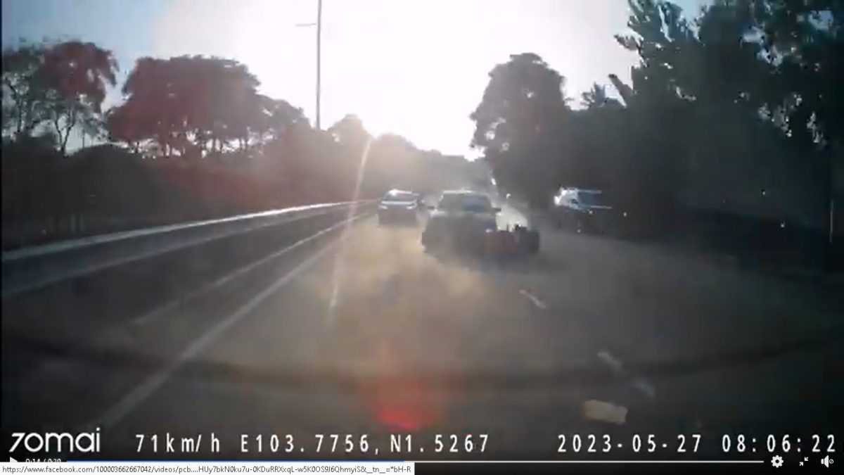 柔: 轿车撞摩托车 高速逃离 网民:是要撞死人吗?