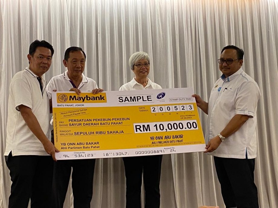 柔:创会40年终于“安家” 峇县菜农联合会新会所开幕