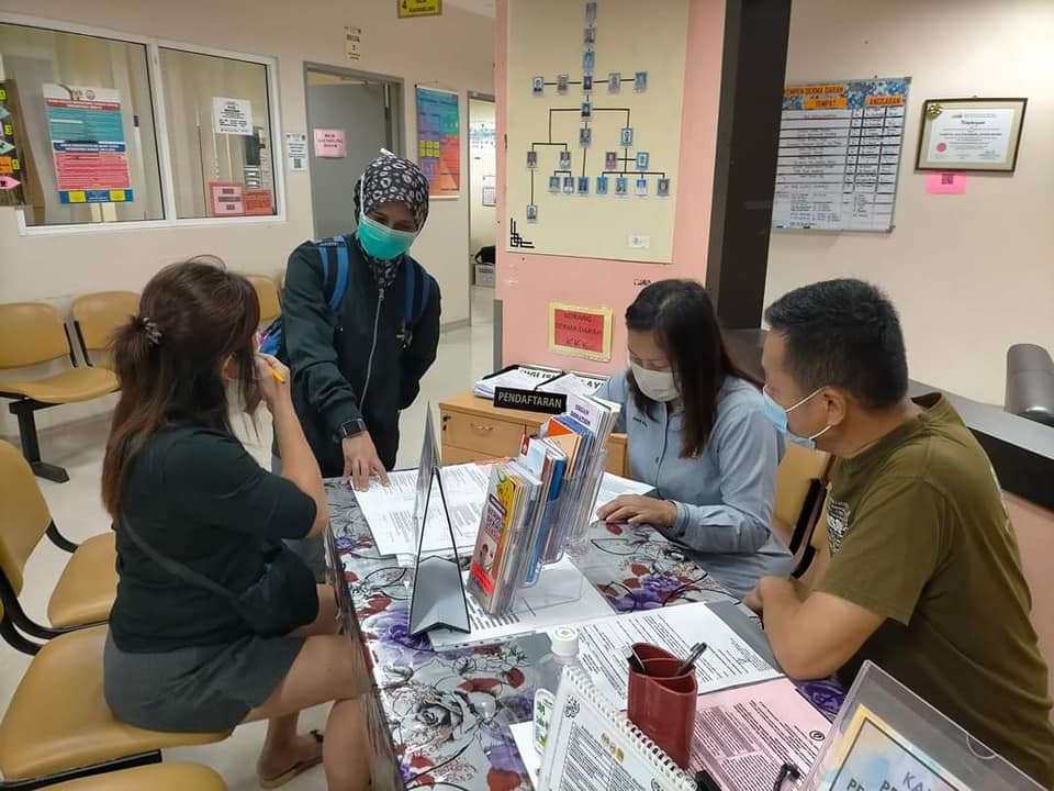 柔:响应号召挺身协助 民众献热血救烧学生