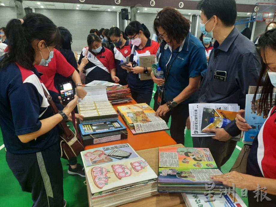 柔:头条:本报活动:东甲县、麻坡县《星星学堂》交流会