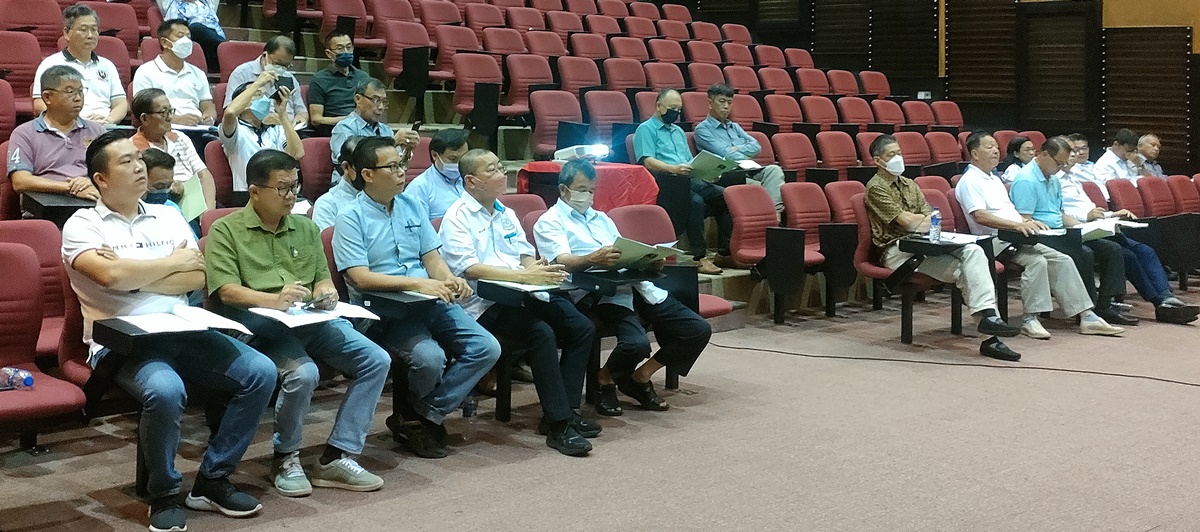 柔:教育版头条:柔董联会通过10项提案