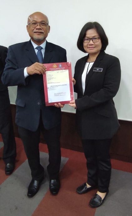 柔：教育版头条：郑雅宽掌昔华中学，该校首名女校长