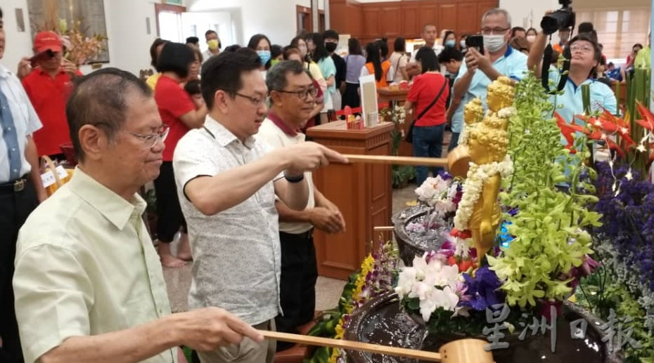柔:苏克信:让民众结缘培育正念 庆卫塞节 踏入佛法领域