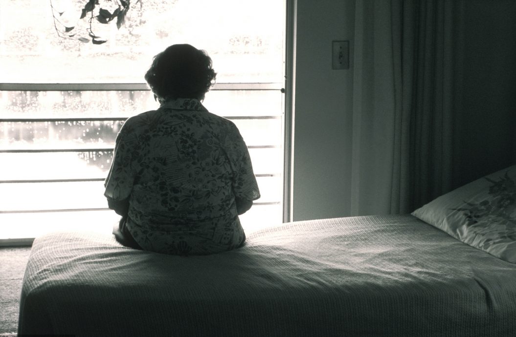 母亲节悲歌！日无业男割喉82岁母　持沾满血菜刀自首