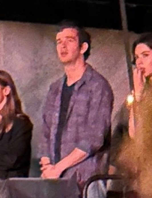 泰莱史薇芙新恋情实锤 带绯闻男友回公寓