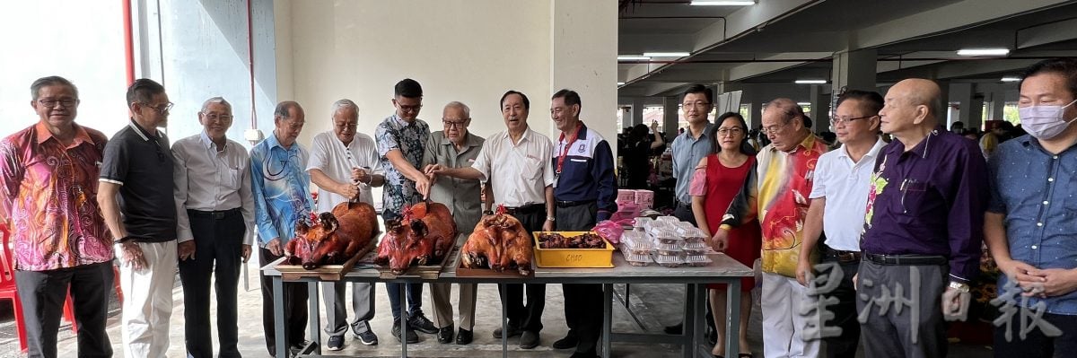 深斋中学校庆义卖会暨娱乐市开市！ 好看好吃好玩如同园游会兼作品秀