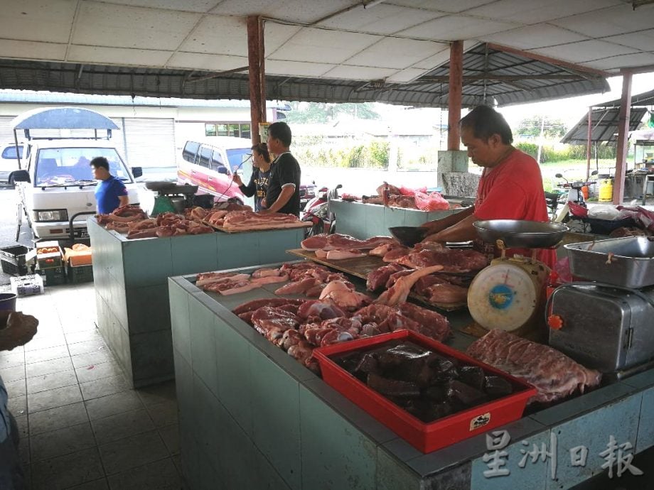 猪肉价年余涨逾10次 家庭用户购买量下滑 50%