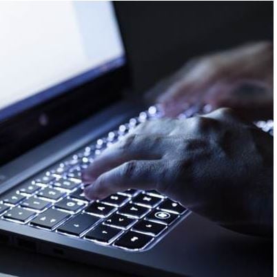 瑞士警扮“忍者龟” 揪出全球2200多名儿童性犯罪者