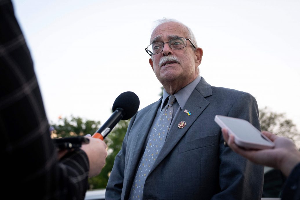 看世界／男子闯众议员办公室砸场、两助理遭球棒猛打