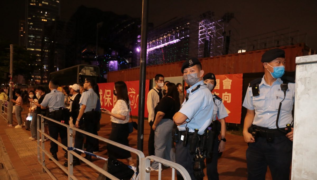 真的是抢票！ 周杰伦演唱会场外爆抢案　29岁男痛失2张票	