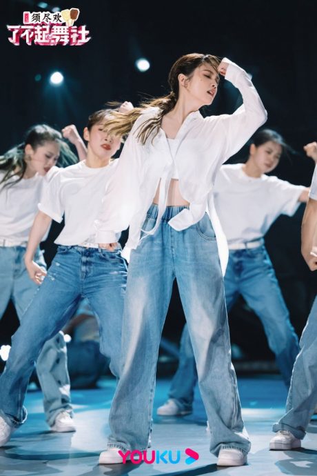 粉丝心疼爱跳舞被霸凌  杨丞琳亲上火线回35字