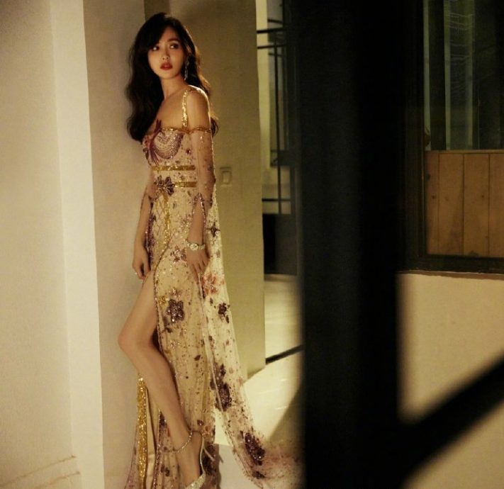 芭莎派对座位亮点｜赵丽颖坐主位领年度演员 Angelababy咖位偶像派