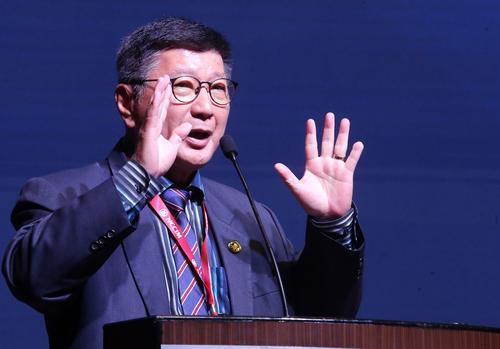 苏添来:工商界忧政治局势 “不知会获蜜糖还是毒药”