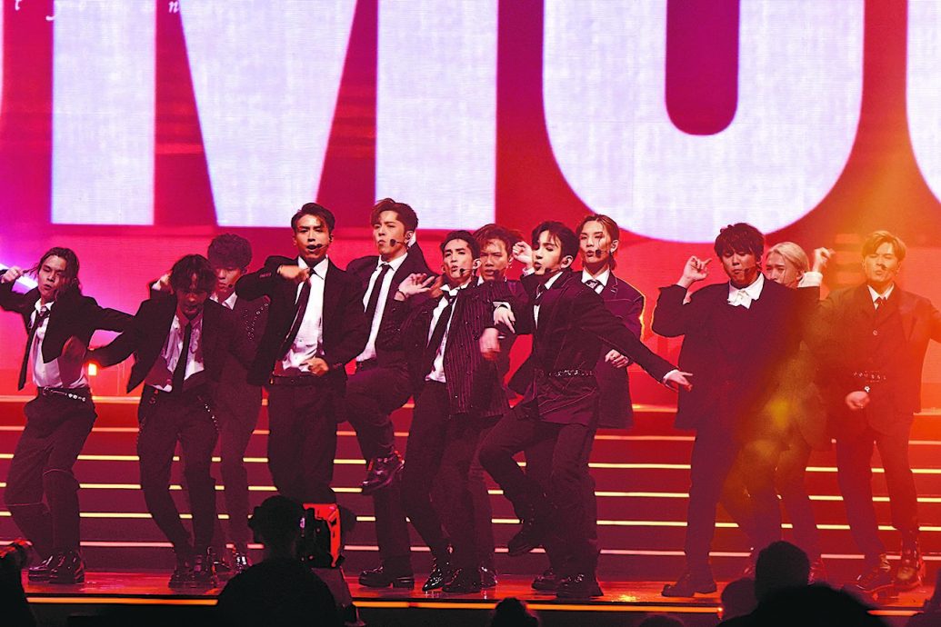 被姜涛惹怒？ MIRROR做访问独欠AK