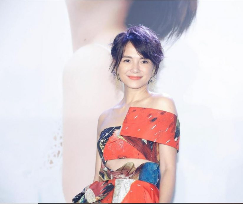 被问老公顿3秒 李心洁2度哽咽泪险泪崩