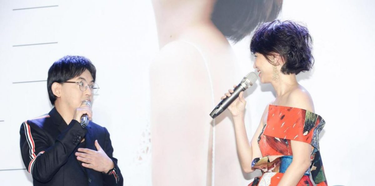 被问老公顿3秒 李心洁2度哽咽泪险泪崩