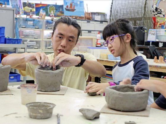 谭宝婷／探索人性微妙的情感世界──陶泥凋塑艺术家曹涵凯