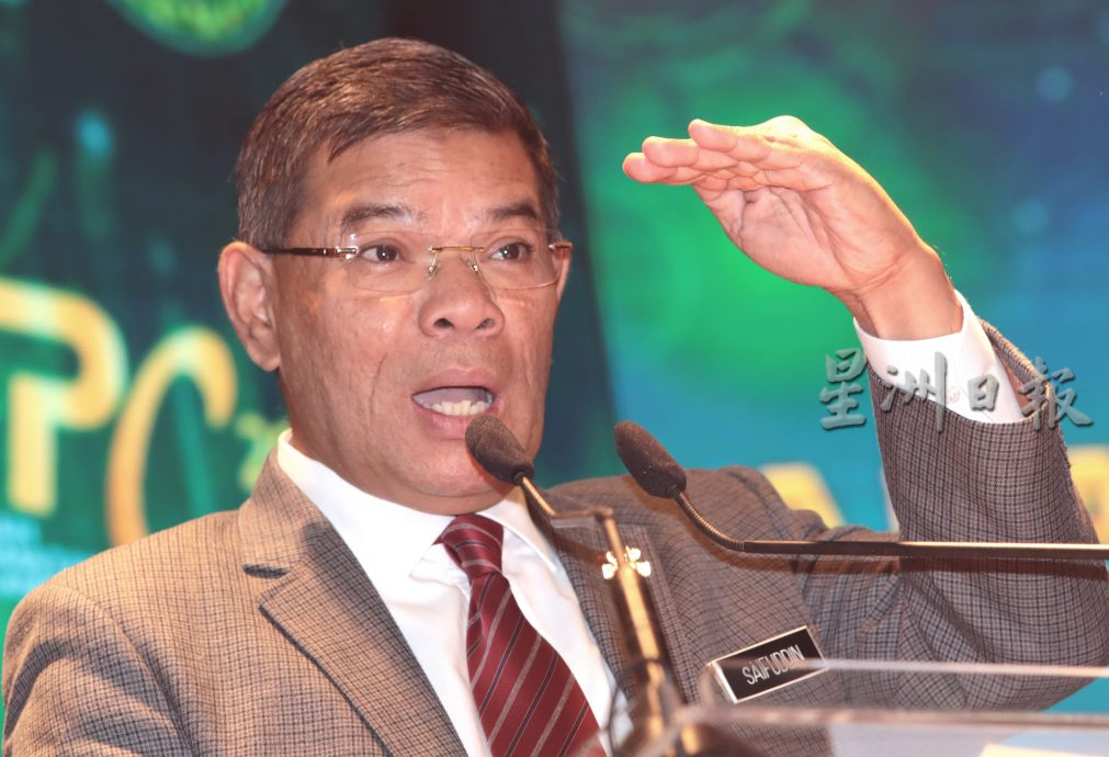 赛夫丁∕阿拉字眼:行政指令现矛盾