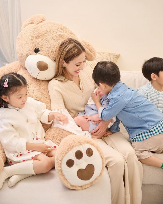 陈凯琳单文柔对亲家 郑嘉颖惊呆留言惹热议