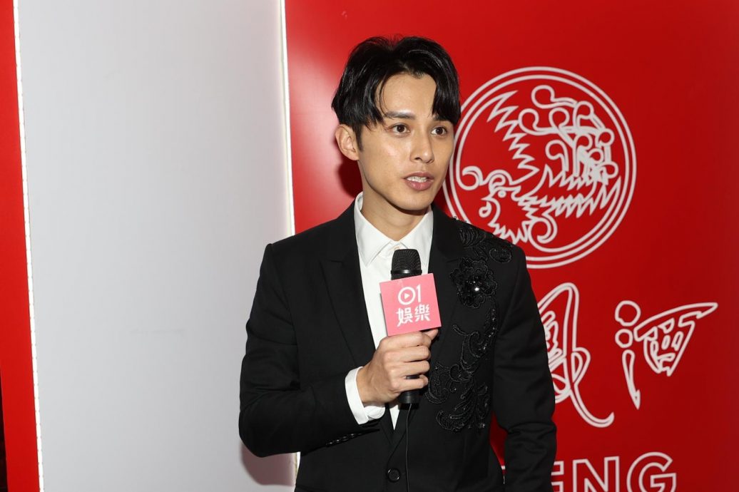 陈自瑶蔡思贝世纪同框零交流 一提对方喊停