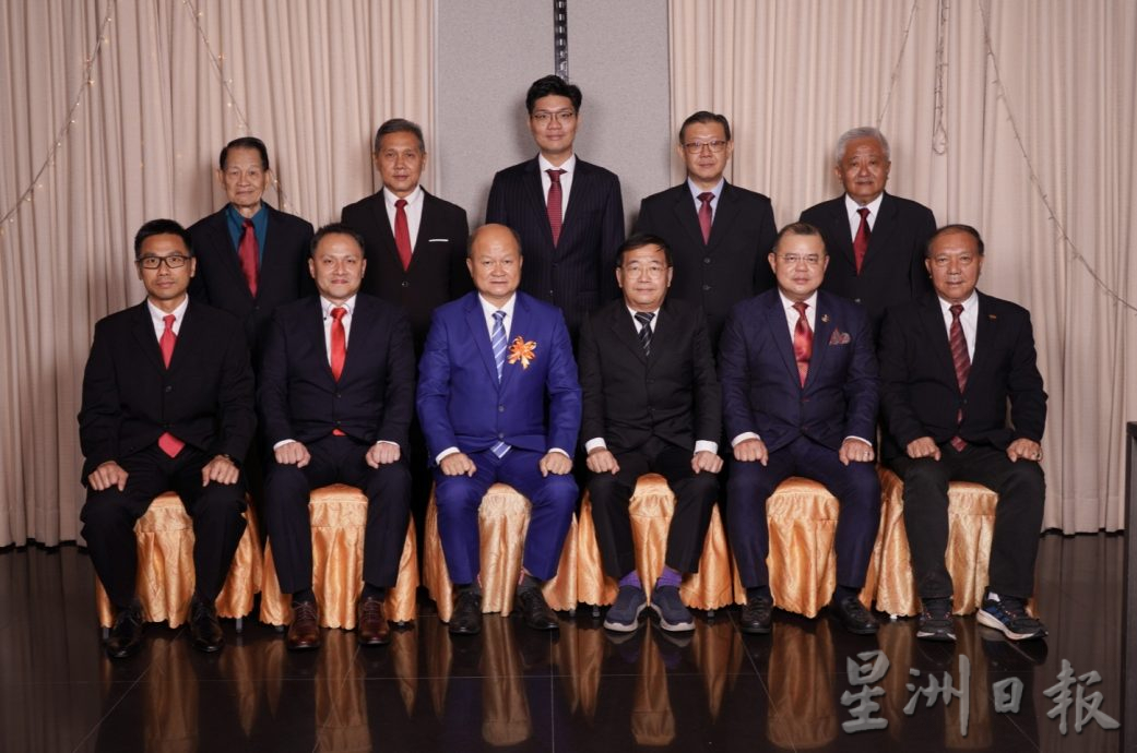霹制衣厂商公会30届理事 梁志宗担任会长