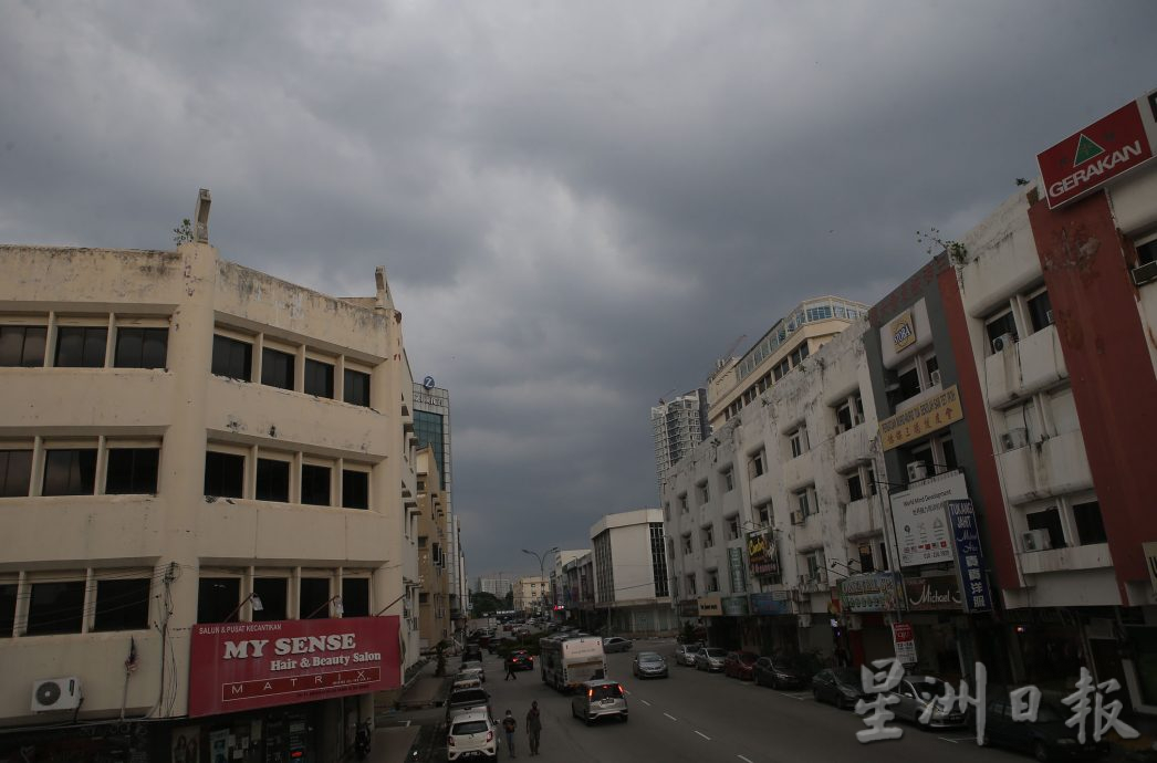 霹降至最高35度 明白天有雨