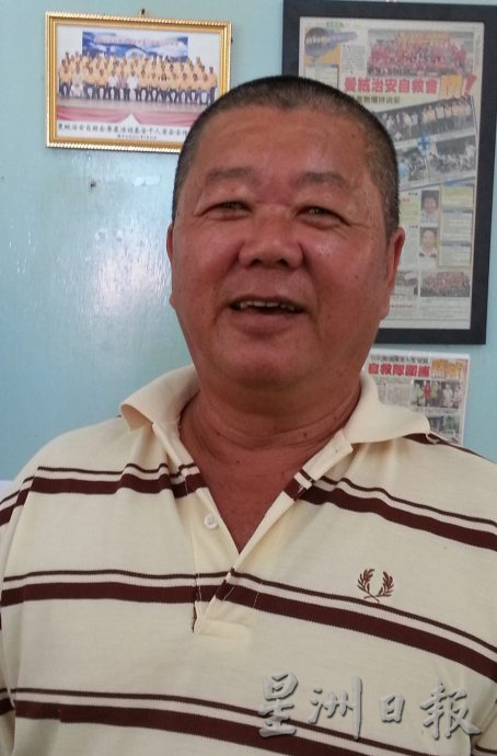 霹：封面主文／价格跌+产量歉收 油棕园小园如入“寒冬”