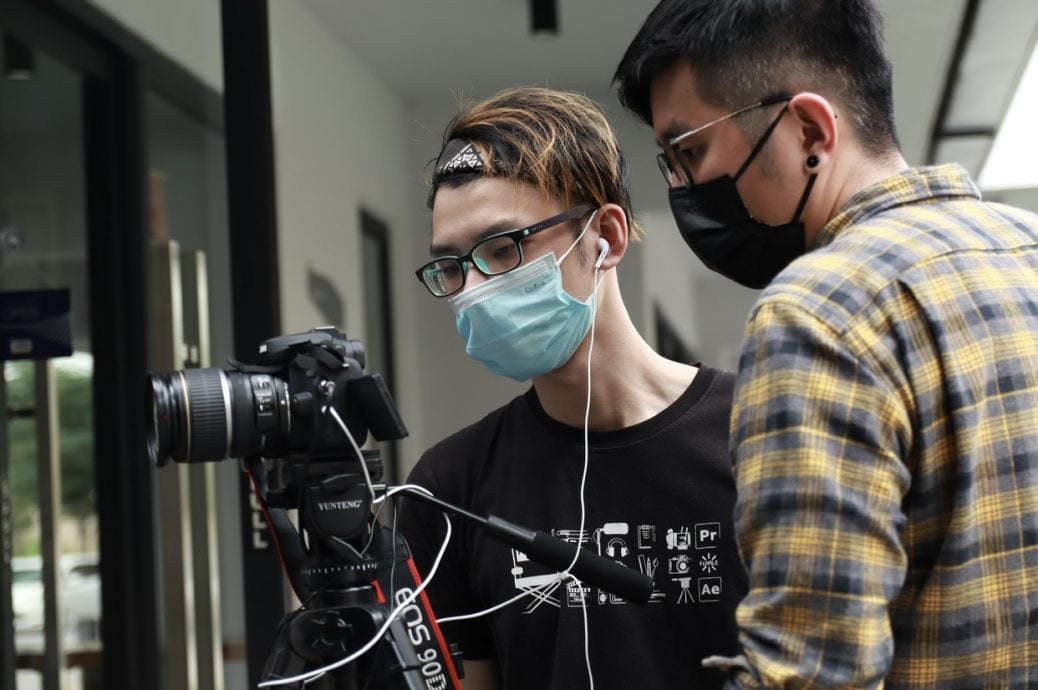 霹:版头/结合霹雳山谷金牌卡司 《鸟,飞行中》短片怡保导演执导5月尾开拍