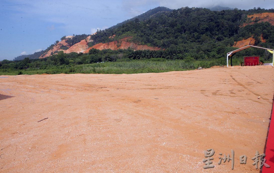 霹:第三版头/霹银谷科技园迎首家公司设厂生产硅砂